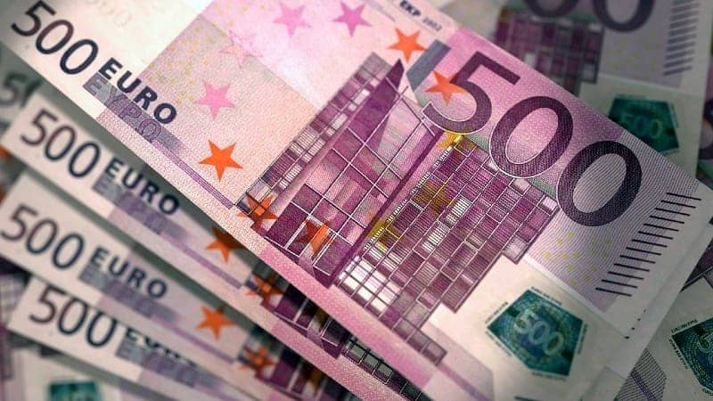 Consiga hasta 5.000 € con créditos rápidos sin papeles online