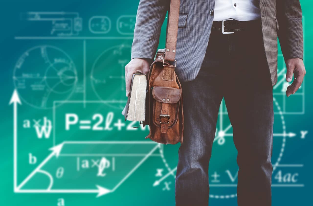 ¿Pedir un préstamo para financiar estudios universitarios?